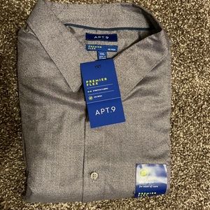 APT 9 button-down NWT
